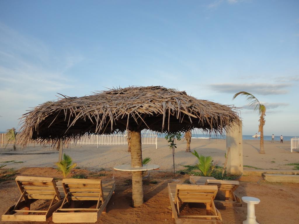 Yoho Hotel Arugambay Beach Inn Arugam Bay Exterior foto