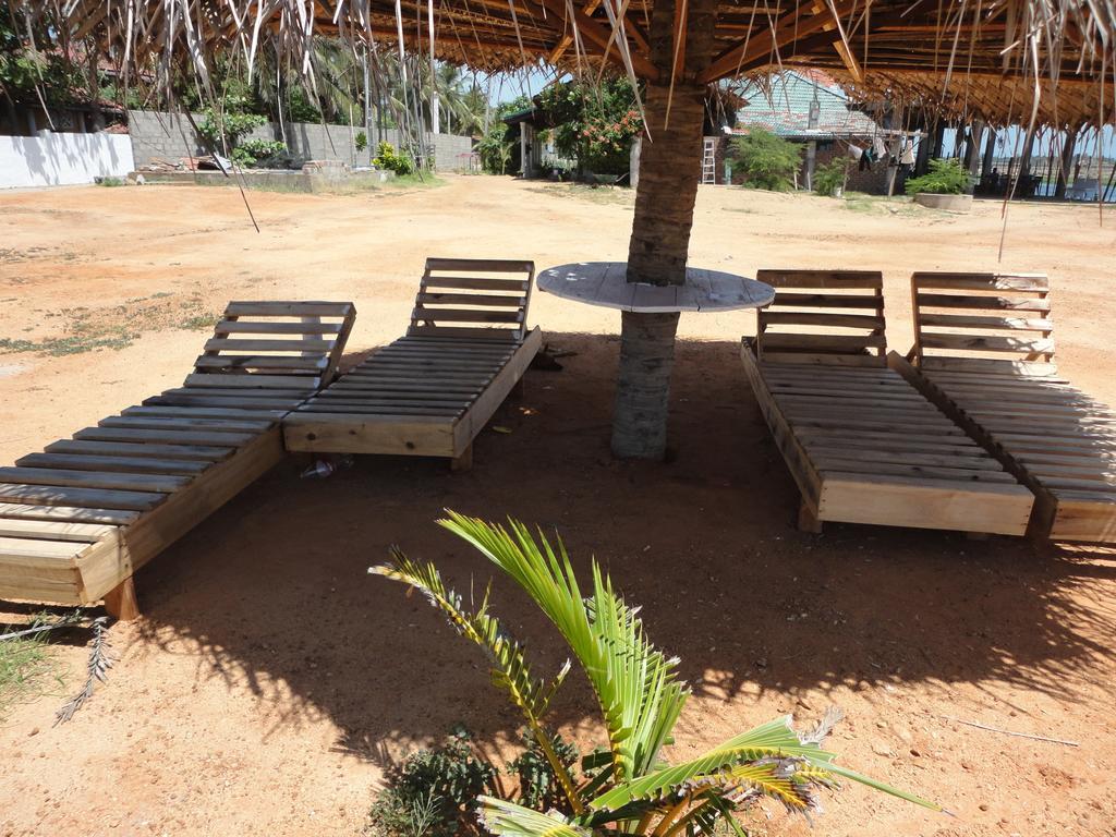 Yoho Hotel Arugambay Beach Inn Arugam Bay Exterior foto