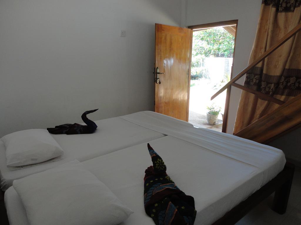 Yoho Hotel Arugambay Beach Inn Arugam Bay Quarto foto